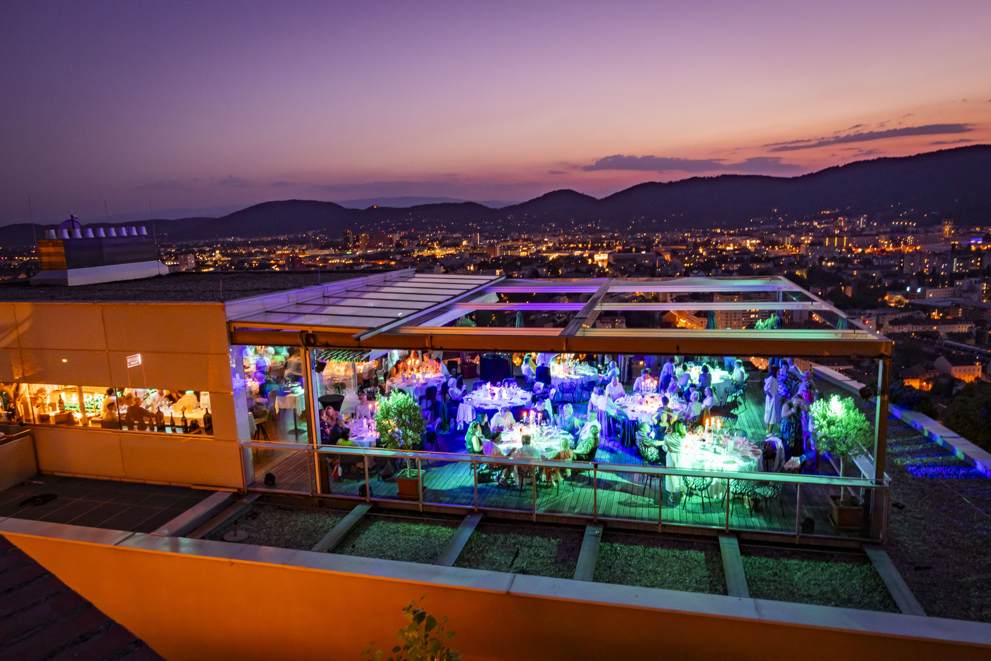 Skybar Graz Nachtansicht